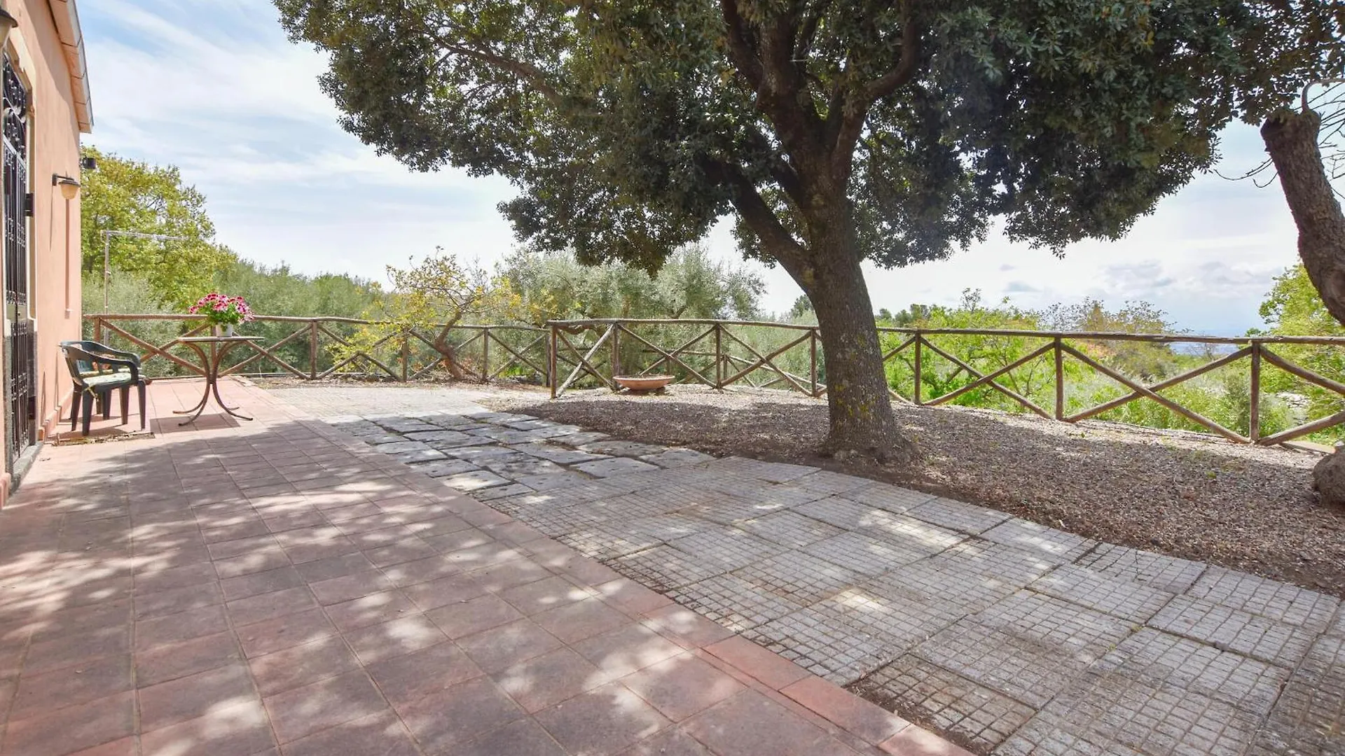 Lovely Home In Ragalna With House A Mountain View 0*,  意大利